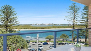 Moondara Unit 5 Bulcock Beach QLD, Caloundra
